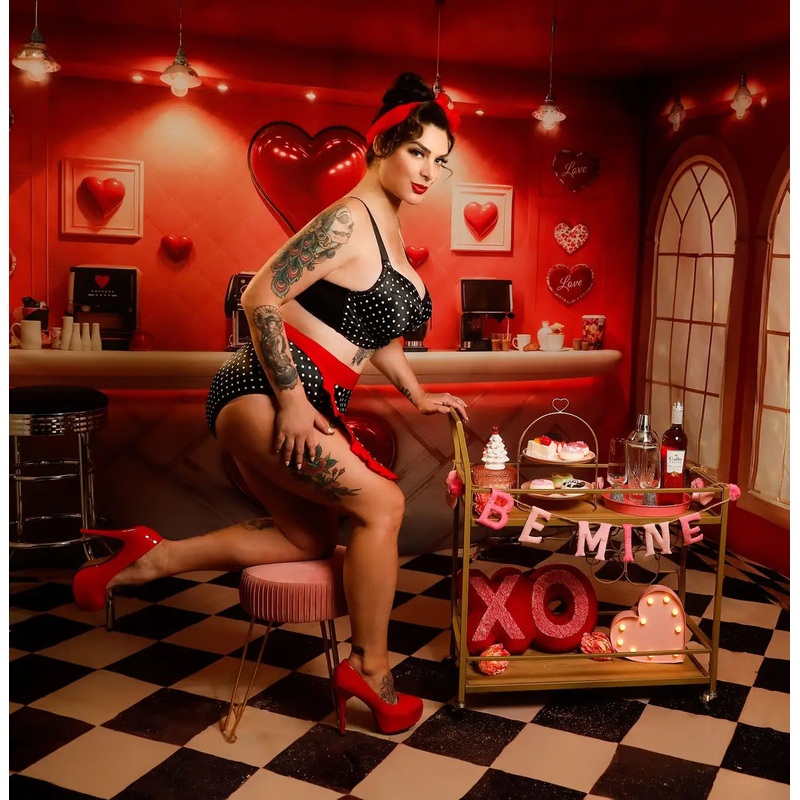Kate Valentine's Day Romantic Red Heart Arched Window Backdrop for Photos Designed by Emetselch Microfiber (Printed) 7x5ft - small kids sitting / cake smash